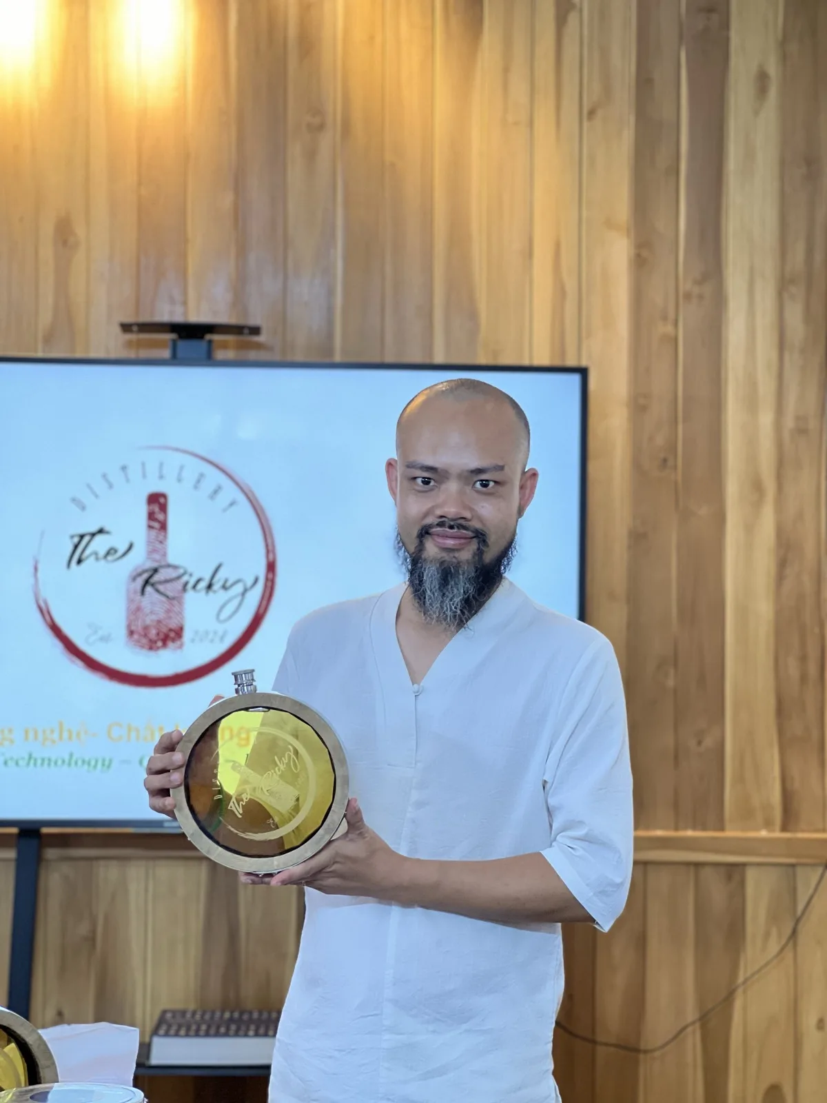 Lộ Trình Đưa Đào Đá Trở Thành Bảo Vật Của Người Mông: Kiến Tạo Thương Hiệu Mường Lống